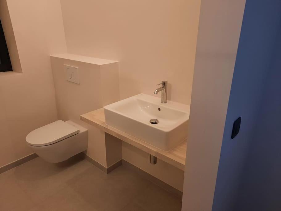 Komo Hill Stays - Guestroom Komo Cosy Kruisem Dış mekan fotoğraf